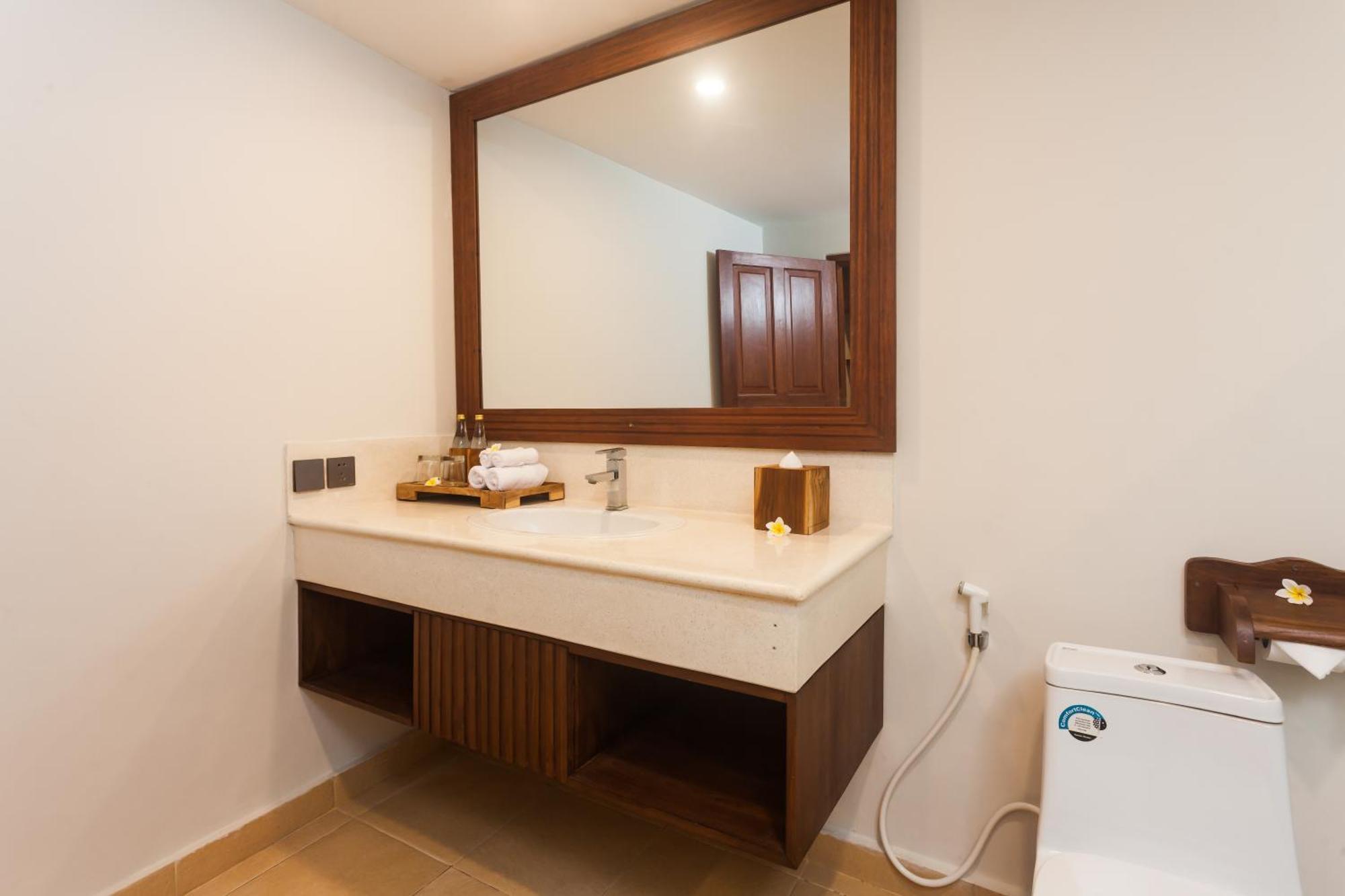 Ghana Villa Seminyak By Pramana Villas Eksteriør billede